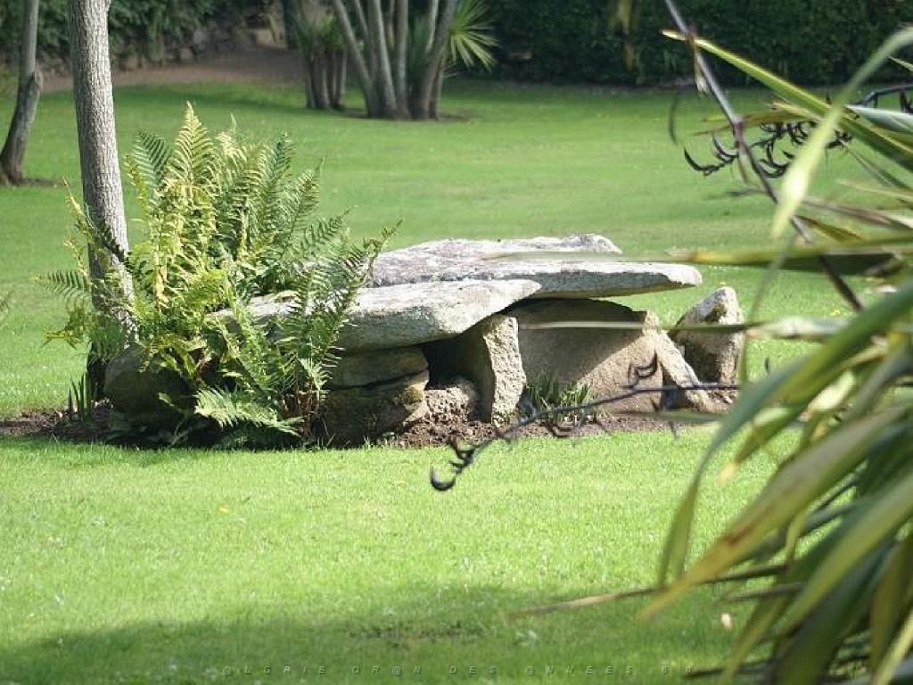 130 Ile de Batz Jardin Georges Delaselle_000033.jpg